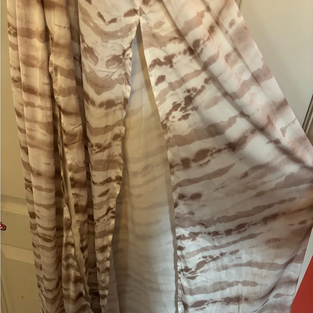 SURF GYPSY Elegant Cream Tie-Dye Maxi Dress/Swim Coverup. NWT. size Small - Picture 3 of 6